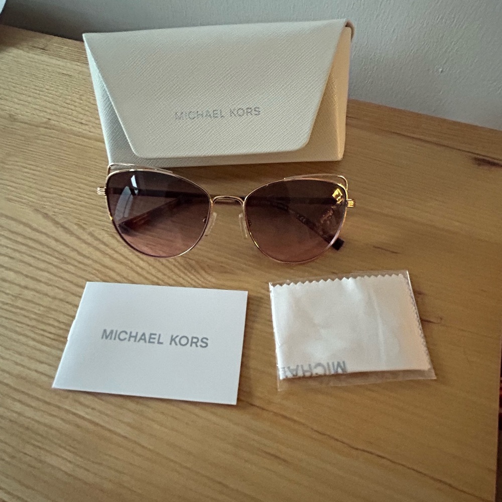 Michael Kors Sunglasses MK1035 St. Lucia with case and cleaner.